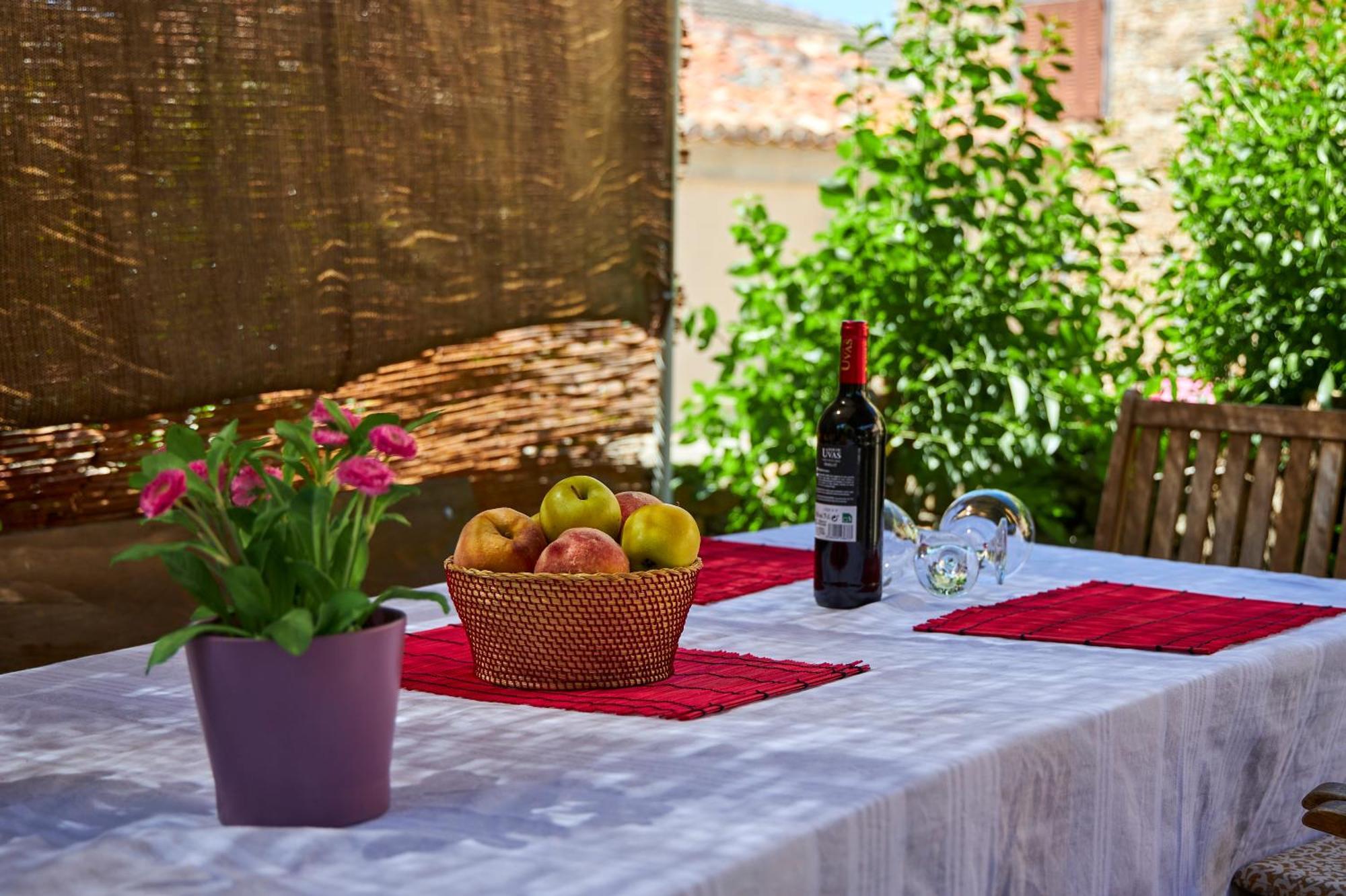 Alojamiento Rural Fuente Del Arca Pradena del Rincon Bagian luar foto